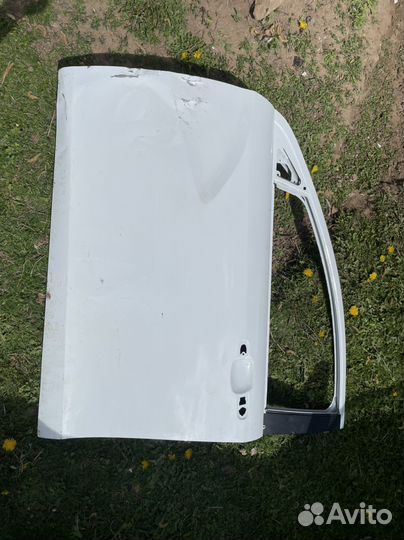 Дверь передняя левая на LADA vesta