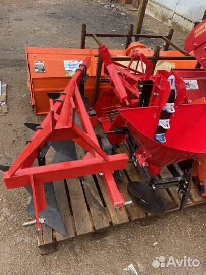 Плуг Кормилец 3-х корпусной, 2023