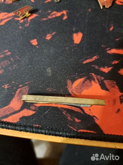 Знак латунный с ракетой