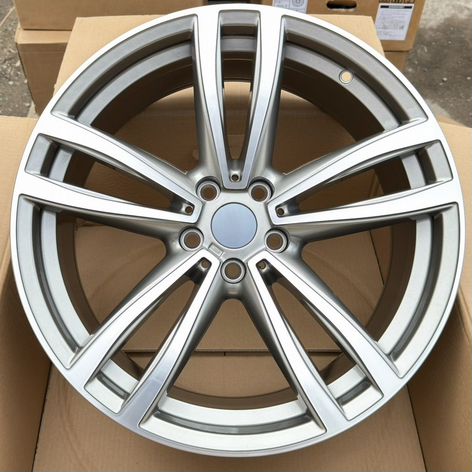 Литые диски Sakura Wheels 181 8.5×R19 5×112
