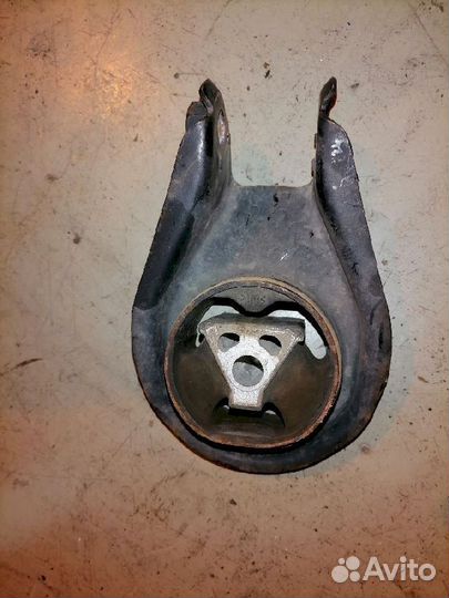 Опора двигателя (подушка двс) задняя BP4S39040B Ma