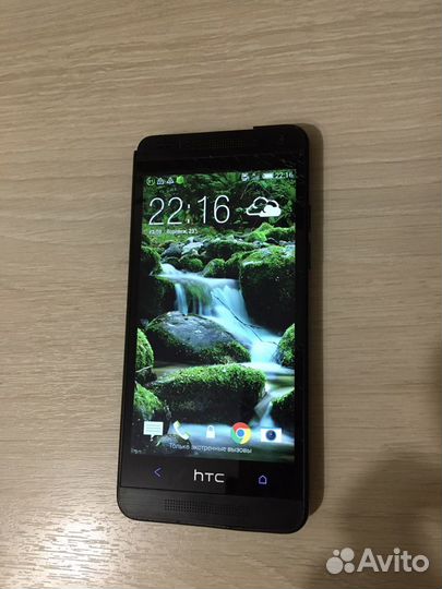 Мобильный телефон HTC