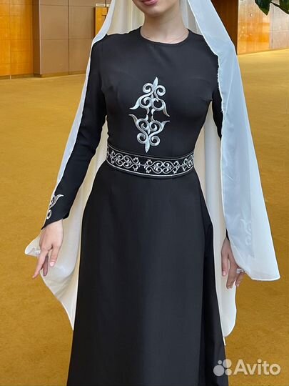 Платье в национальном стиле