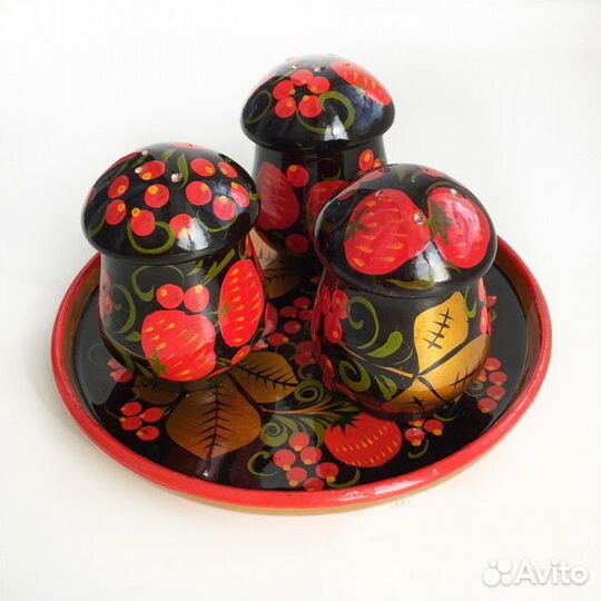 Очень красивая посуда с хохломской росписью