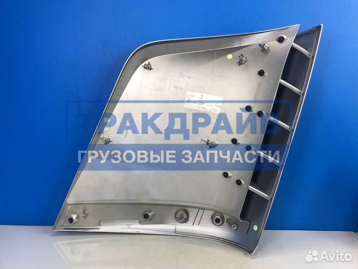 Обтекатель кабины правый для Фав J7 (серебристый)