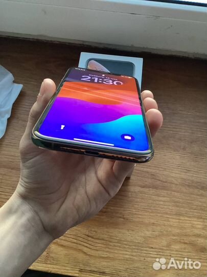 iPhone Xs, 64 ГБ