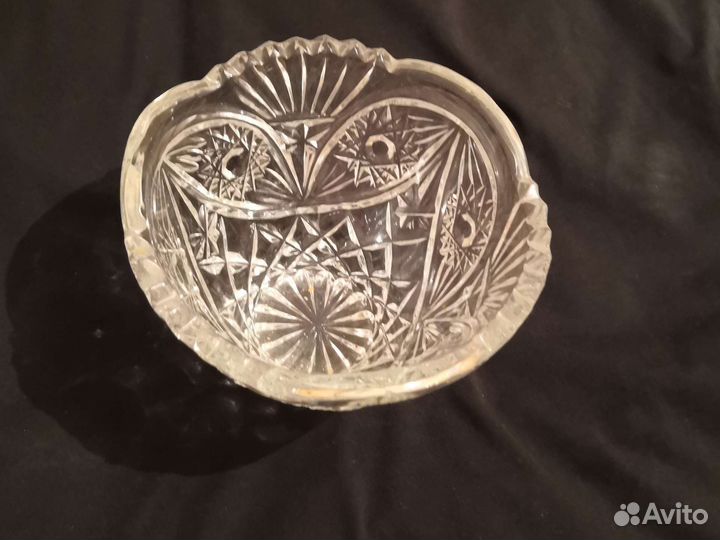 Хрустальная ваза