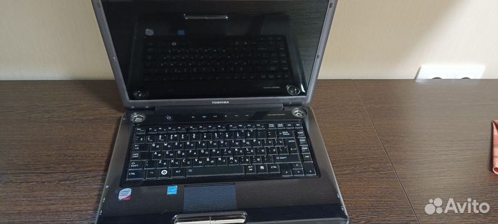 Ноутбук toshiba satellite A300-1G3