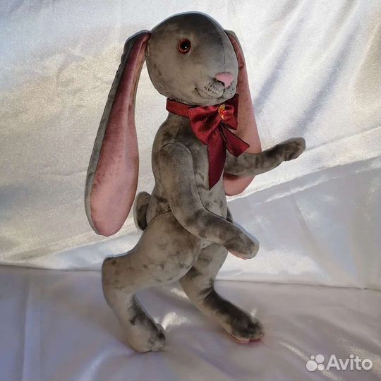 Плюшевый заяц в технике Тедди