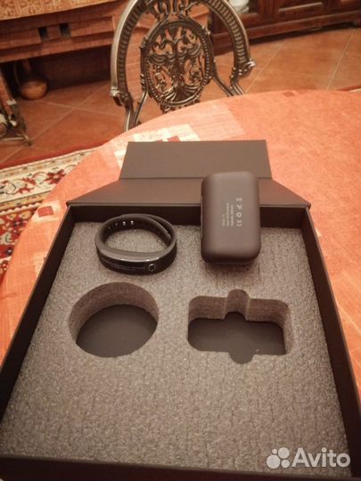 Подарочный набор наушники и смарт часы