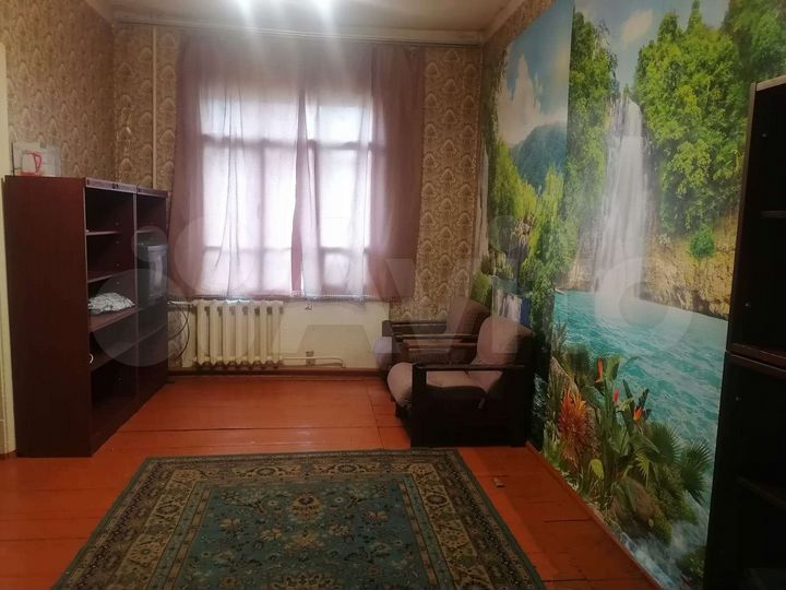 3-к. квартира, 77 м², 1/2 эт.