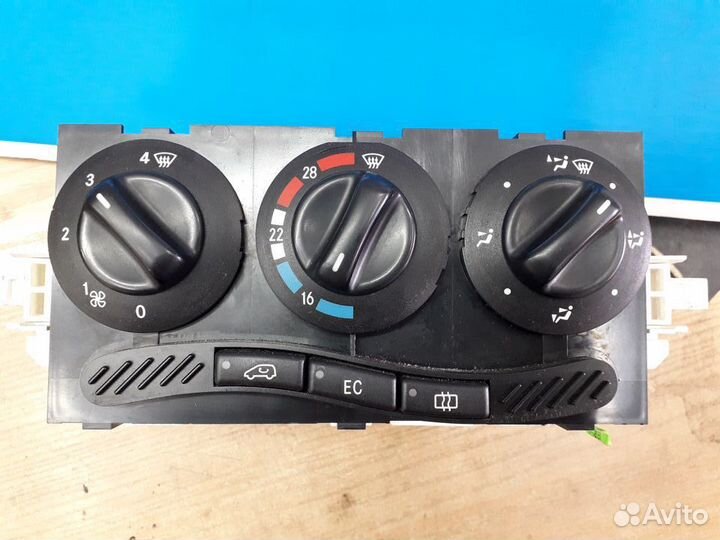 Блок управления отопителем Mercedes A140/A160 W168