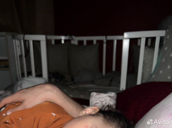 Детская кроватка с маятником круглая, овальная