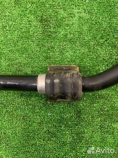 Стабилизатор передний Toyota Vellfire AGH30W