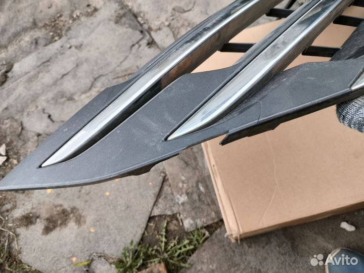 Решётка радиатора honda CR-V lV