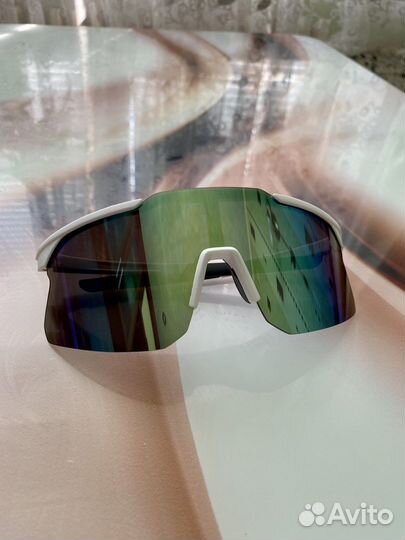 Очки спортивные