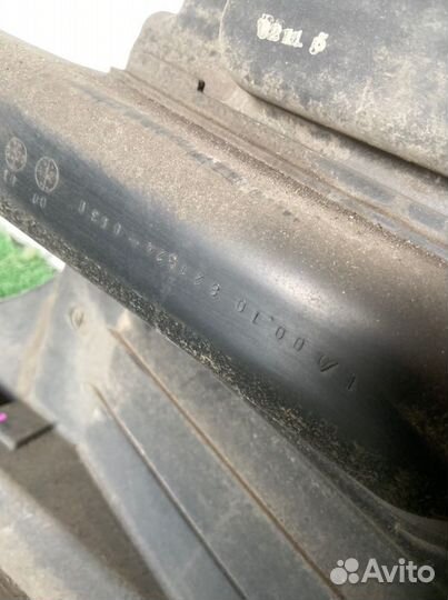 Диффузор радиатора Toyota Mark Ii Wagon Blit