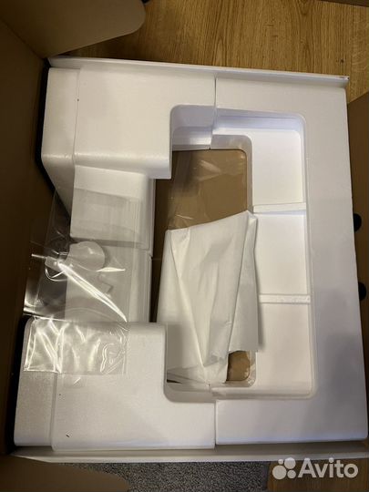 Коробка от iMac