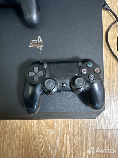 Sony playstation 4 pro 1tb