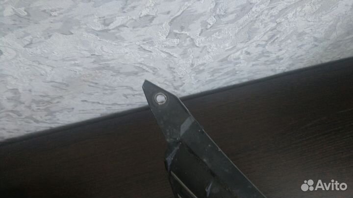 Решетка радиатора Toyota Premio