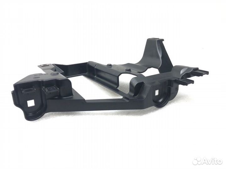 Кронштейн фары правый Bmw X5 E53 2005