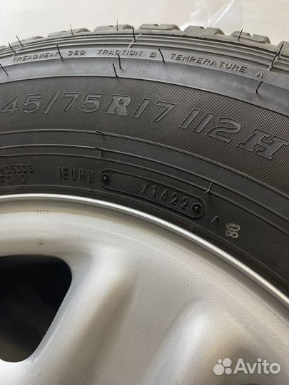 Dunlop Grandtrek AT30 245/75 R17 112