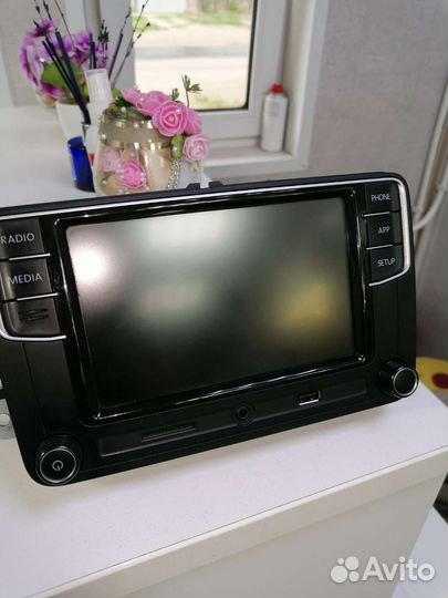 Магнитола на volkswagen polo седан