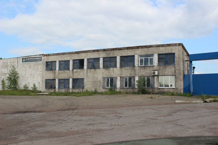 Бокс с территорией, с кран-балкой