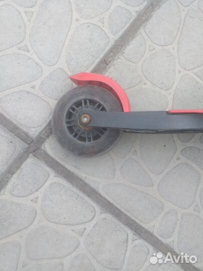 Продам детские самокаты