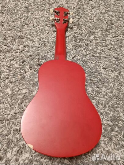 Укулеле с чехлом