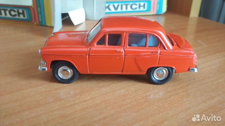 Модель автомобиля 1 43
