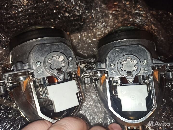 Cadillac srx линзы фар