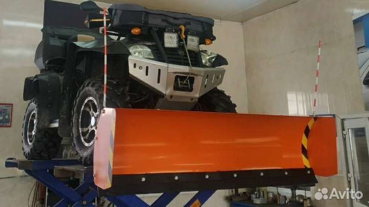 Снегоуборочный отвал на квадроцикл
