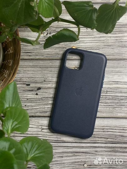 Оригинальные кожаные чехлы iPhone 11Pro