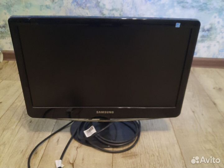 Монитор Samsung 19 дюймов