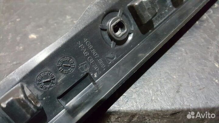 Направляющая заднего бампера левая Audi A7 4G CGW