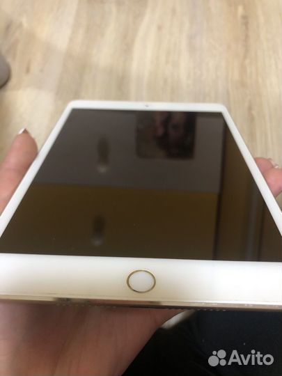 iPad mini 4