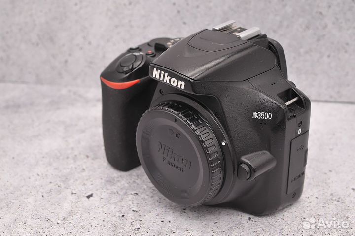Nikon D3500 body