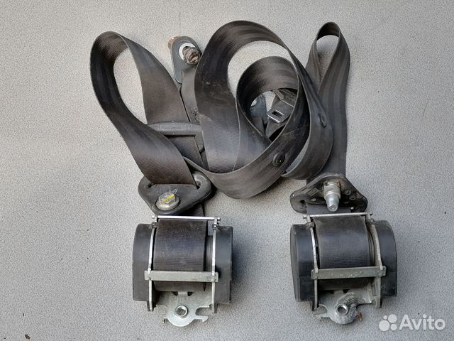 Передний ремень безопасности Renault Logan 2005-14