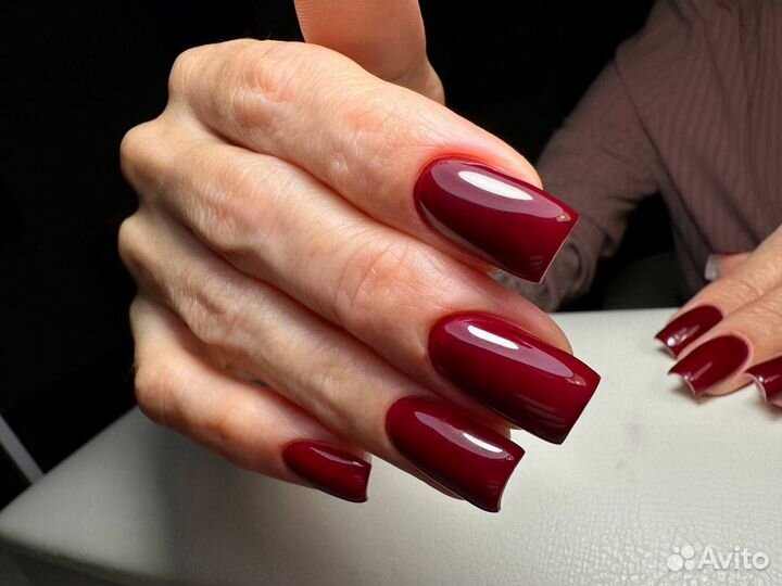 Маникюр, педикюр