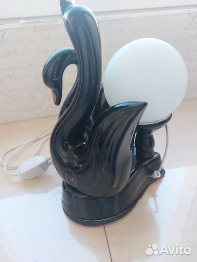 Светильник настольный 