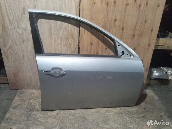 Передняя права дверь Ford Mondeo O 3 2003-2007