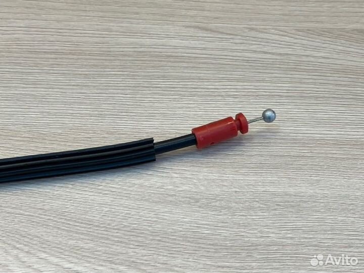 Трос замка багажника Volkswagen Polo