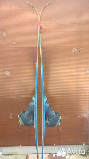 Лыжи беговые с ботинками без палок