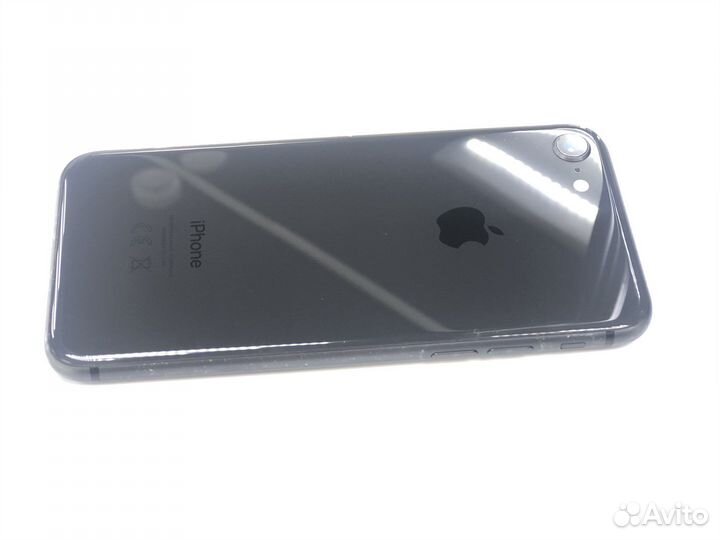 Телефон iPhone 8 64 gb