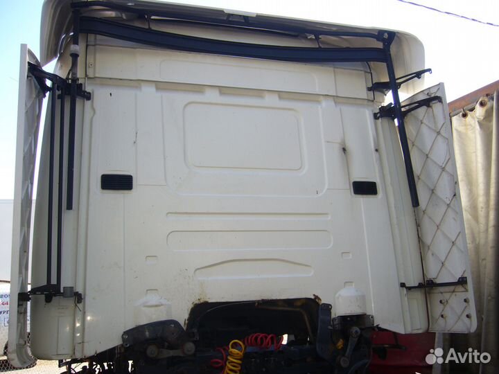 Кабина для Scania R-Serie 2004)