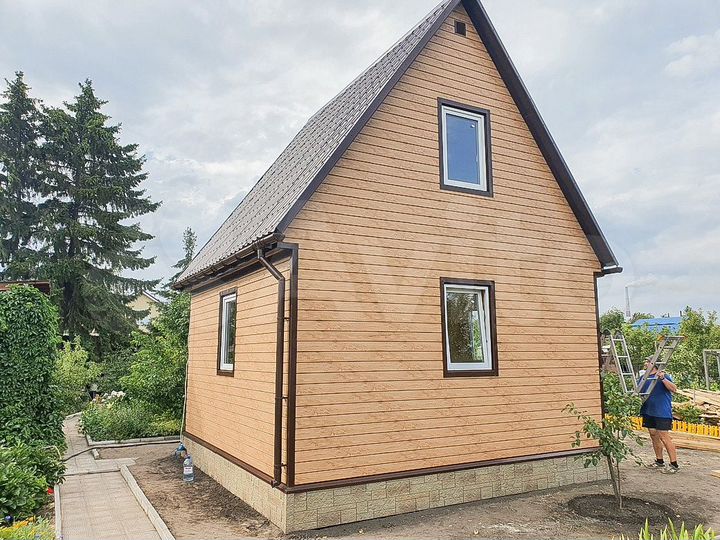 Дом 36 м² на участке 7,5 сот.