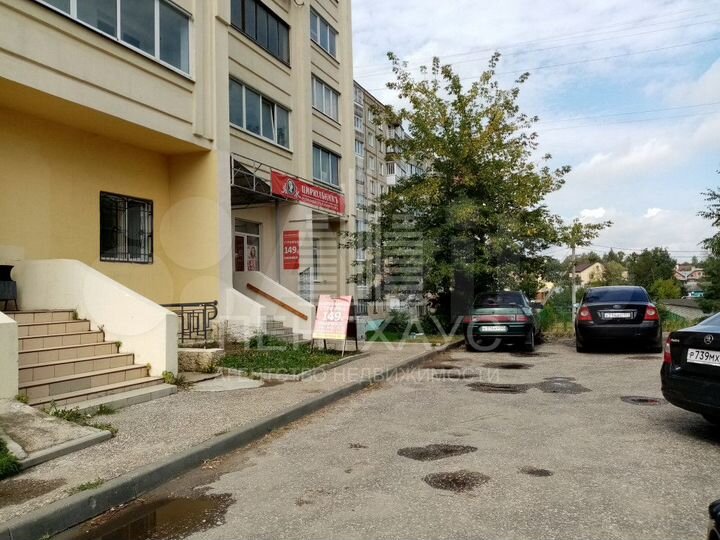 Продам торговое помещение, 130 м²