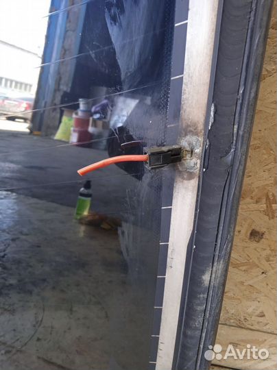 Стекло заднее Hyundai Solaris