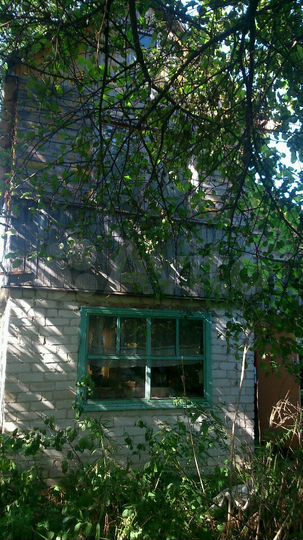 Дача 20 м² на участке 8 сот.